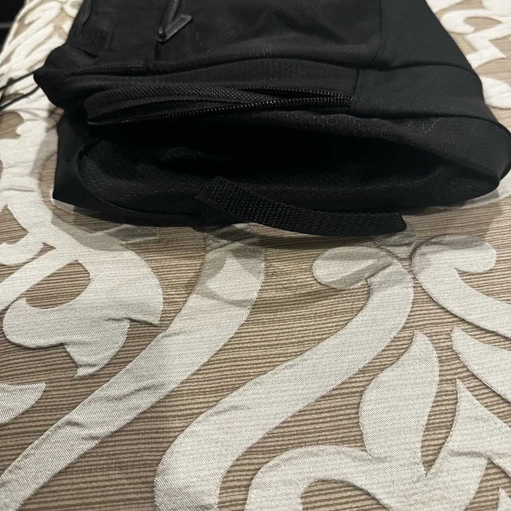 AdidasDefense 2 Medium Duffel Bag